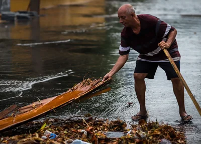 Chuva rápida alagou diversas regiões da cidade