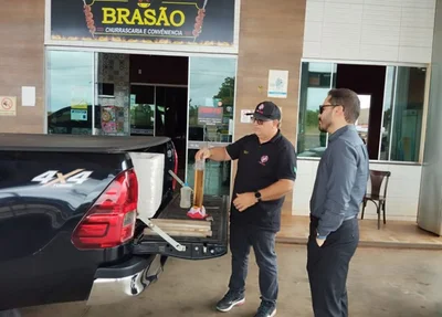 Fiscais do Procon durante Operação Petróleo Real