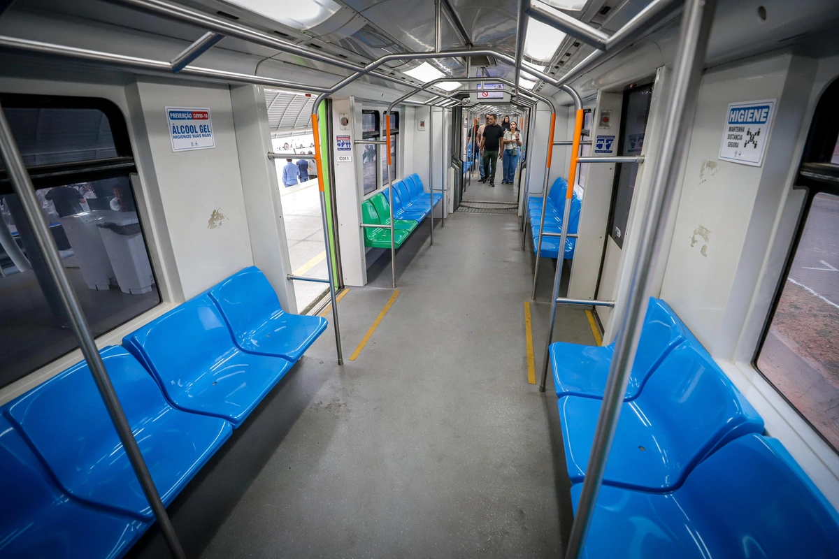 Interior do metrô