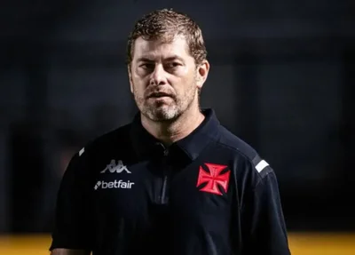 Rafael Paiva não é mais o técnico do time.