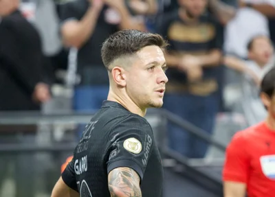 Rodrigo Garro marcou dois gols na vítoria do timão