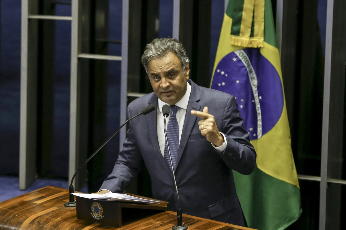 Aécio Neves
