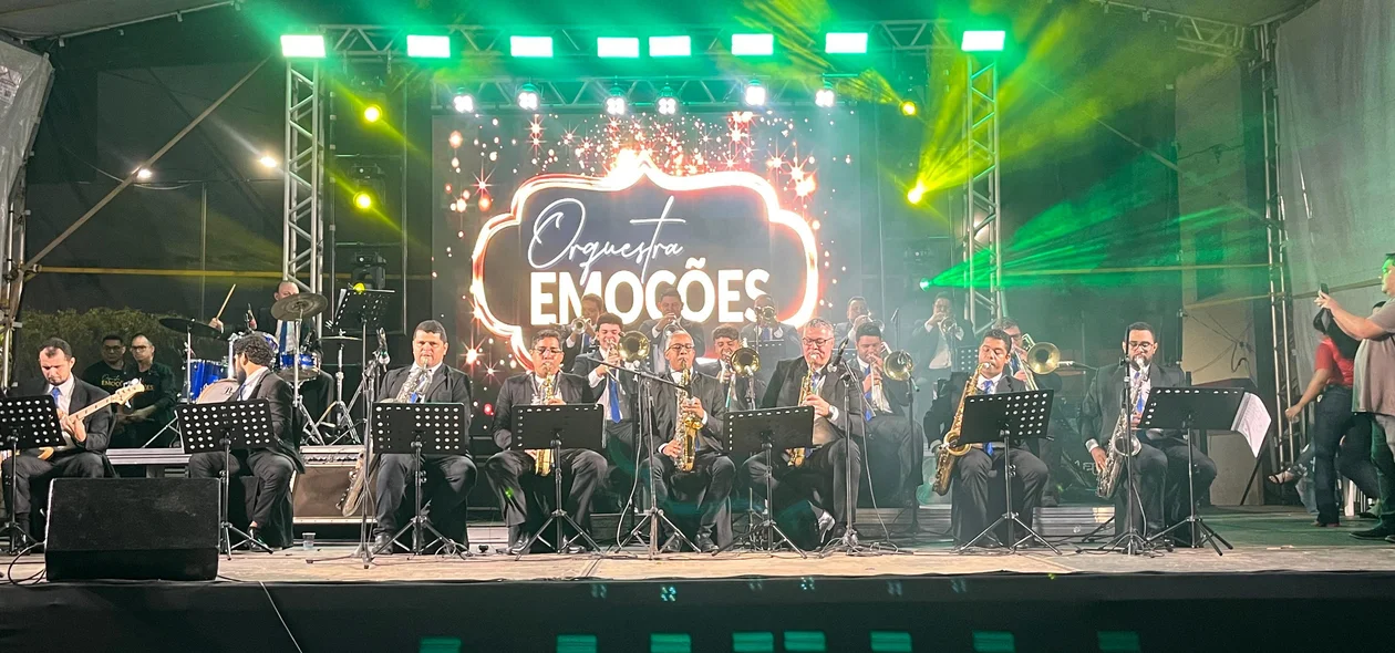 Apresentação da Orquestra Emoções