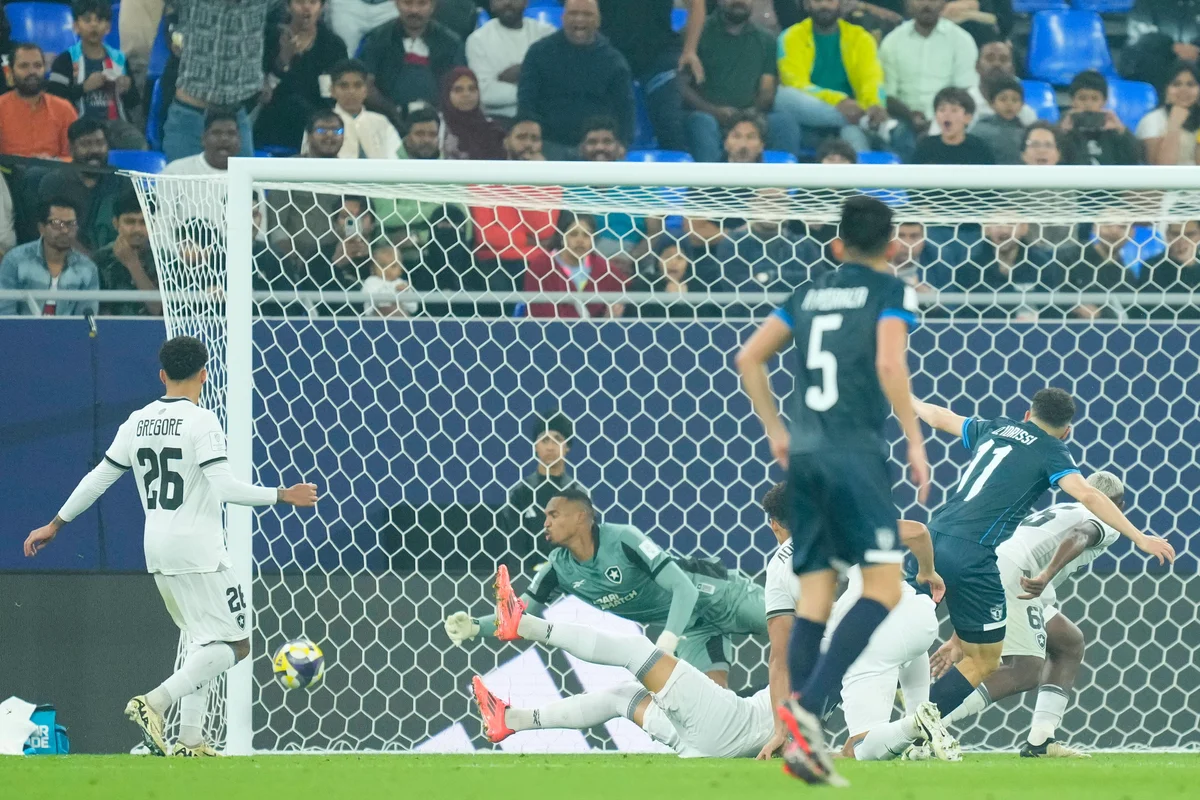 Botafogo perde para o Pachuca e dá adeus ao Intercontinental - GP1