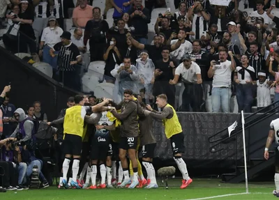 Corinthians venceu o Bahia por 3 a 0