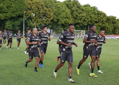 Elenco do River se apresenta para o Piauiense 2025