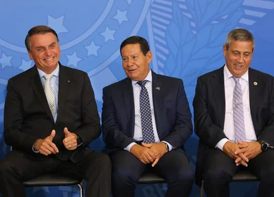 Jair Bolsonaro, Hamilton Mourão e Braga Netto