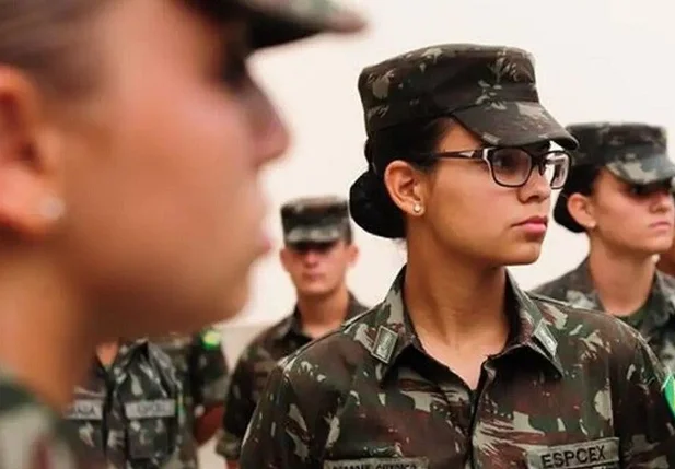 O objetivo dessa nova medida é promover a inclusão e, progressivamente, aumentar o número de mulheres nas Forças Armadas.