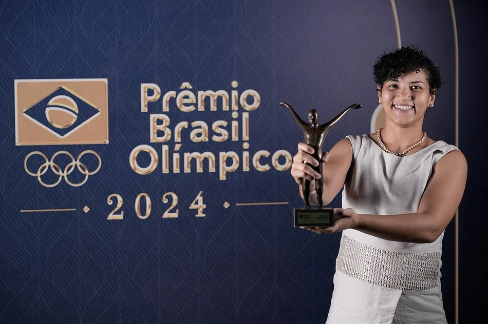 Piauiense Sarah Menezes é eleita melhor treinadora do Brasil em 2024