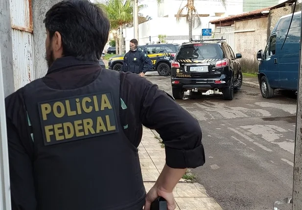 Polícia Federal durante operação na Bahia