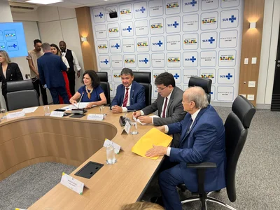 Prefeito eleito de Teresina se reúne com ministra da Saúde
