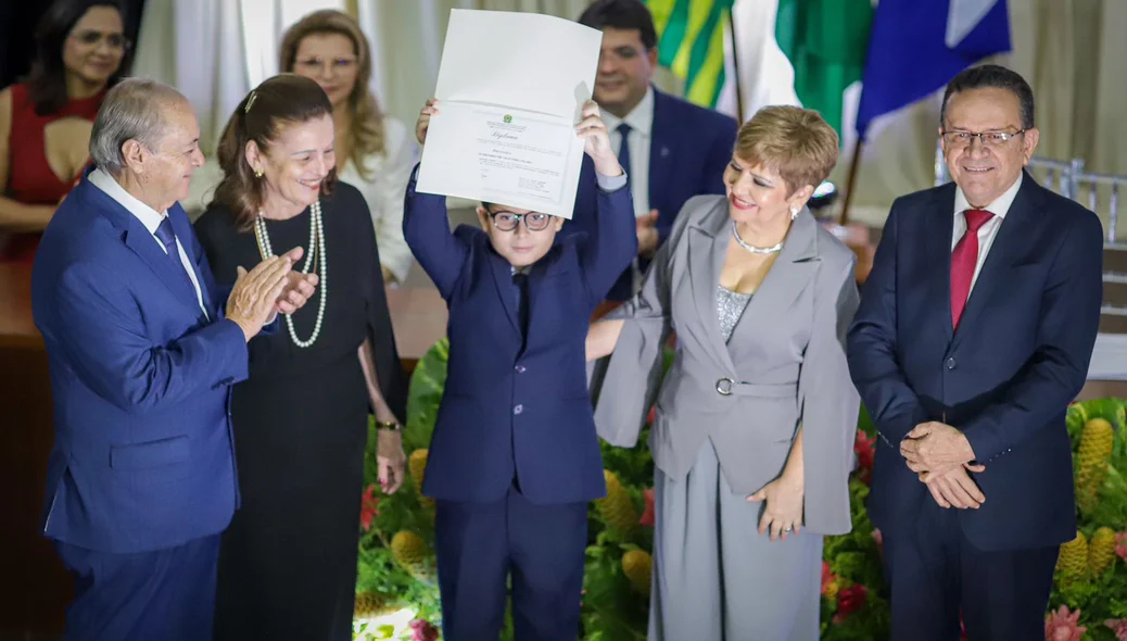Sílvio Mendes é diplomado pela Justiça Eleitoral