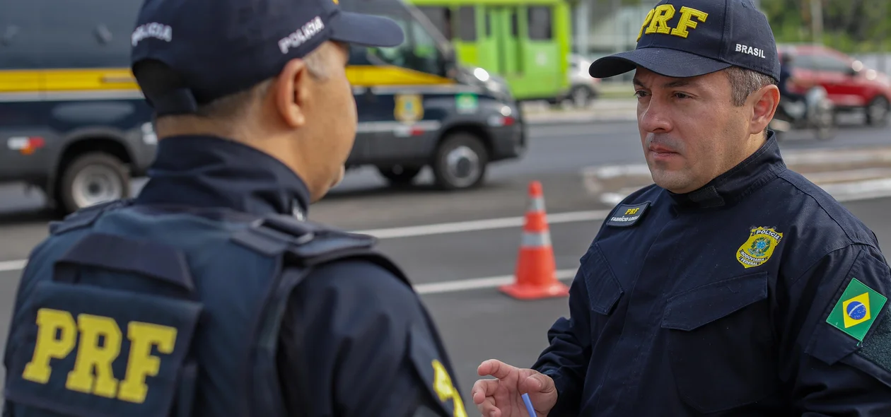 Superintendente da PRF no Piauí, Fabrício Loiola e inspetor Alexsandro Lima
