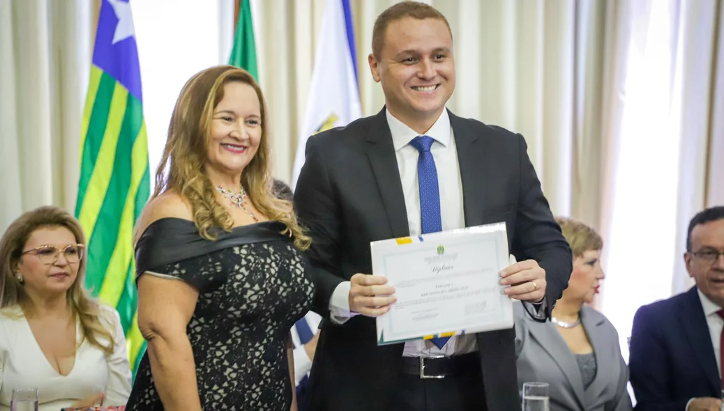 Vereador Venâncio Cardoso é diplomado pela Justiça Eleitoral do Piauí