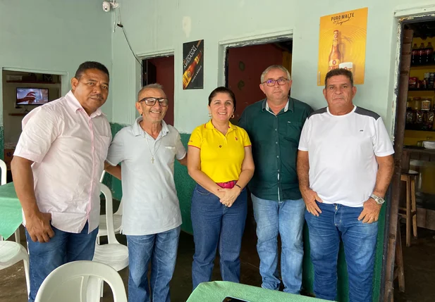 Comunidade Camurupim em Luís Correia recebe abastecimento de água potável