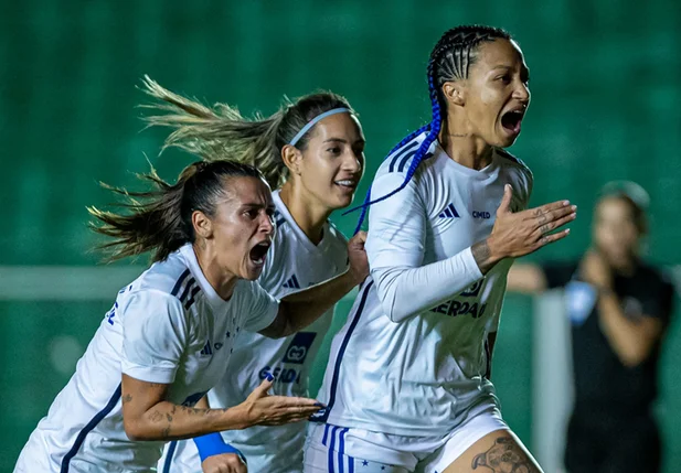 Cruzeiro é o primeiro finalista da Supercopa Feminina