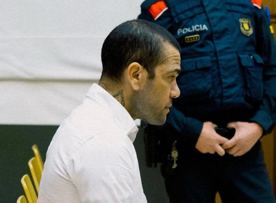 Daniel Alves em julgamento por crime de estupro