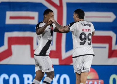 David e Vegetti marcaram na vitória de 3 a 1