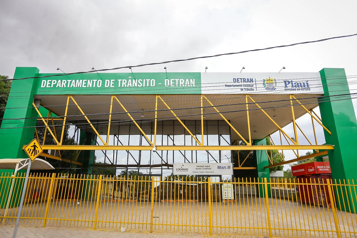 DETRAN, Departamento de Trânsito