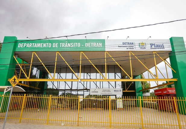 DETRAN, Departamento de Trânsito