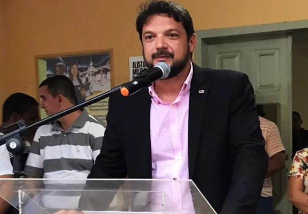 Dr. Talles, vice-prefeito de Beneditinos