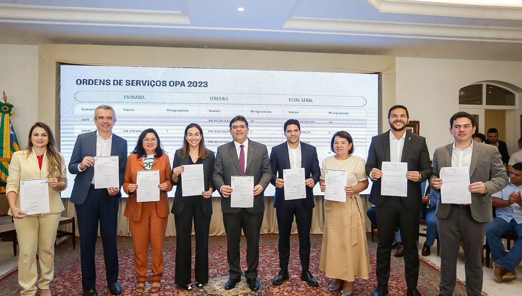 Equipe de Governo juntamente com Rafael Fonteles no Palácio de Karnak