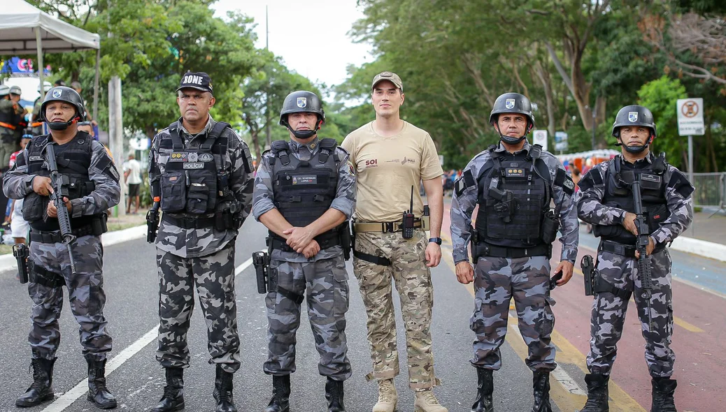 Equipe de Segurança no Corso 2024