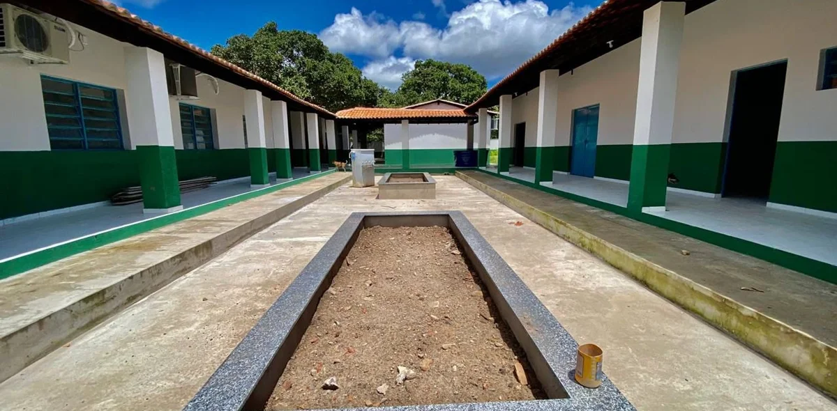 Escolas municipais de Esperantina
