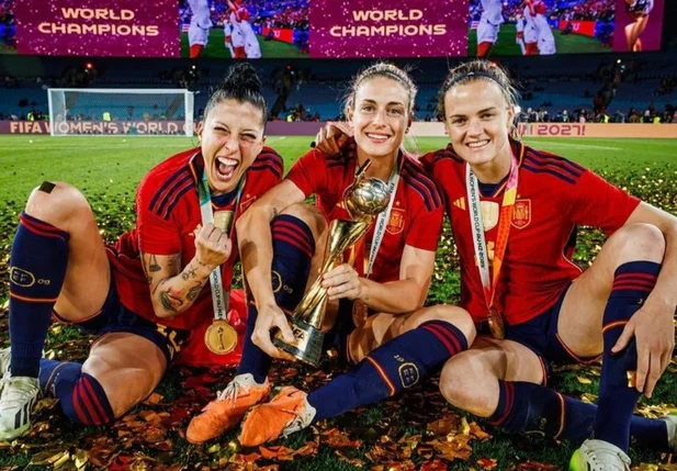 Espanha fatura taça da Liga das Nações