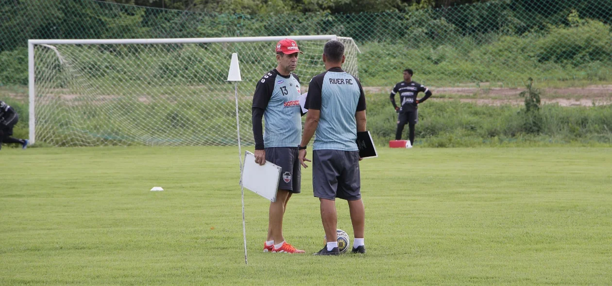 Fabiano Soares, técnico do River