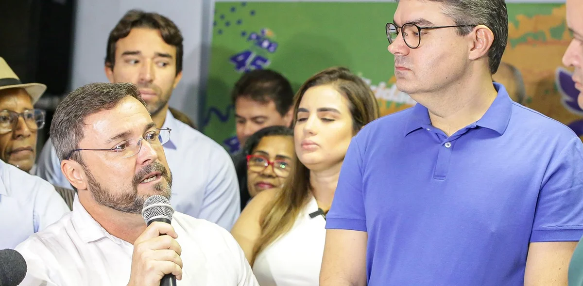 Fábio Novo direcionando a palavra ao presidente do PSDB