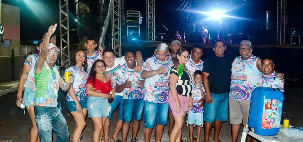Foliões aproveitaram a festa