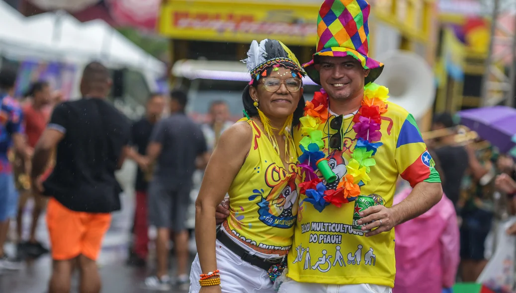 Foliões no carnaval de Teresina