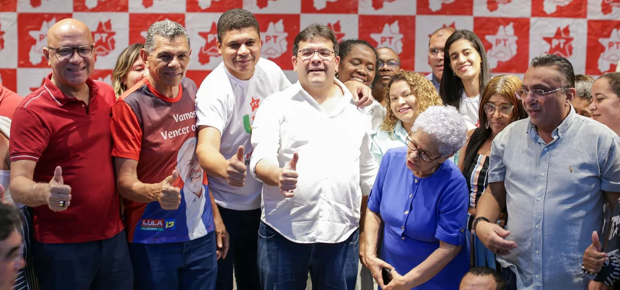 Governador Rafael Fonteles no evento de celebração de 44 anos do PT