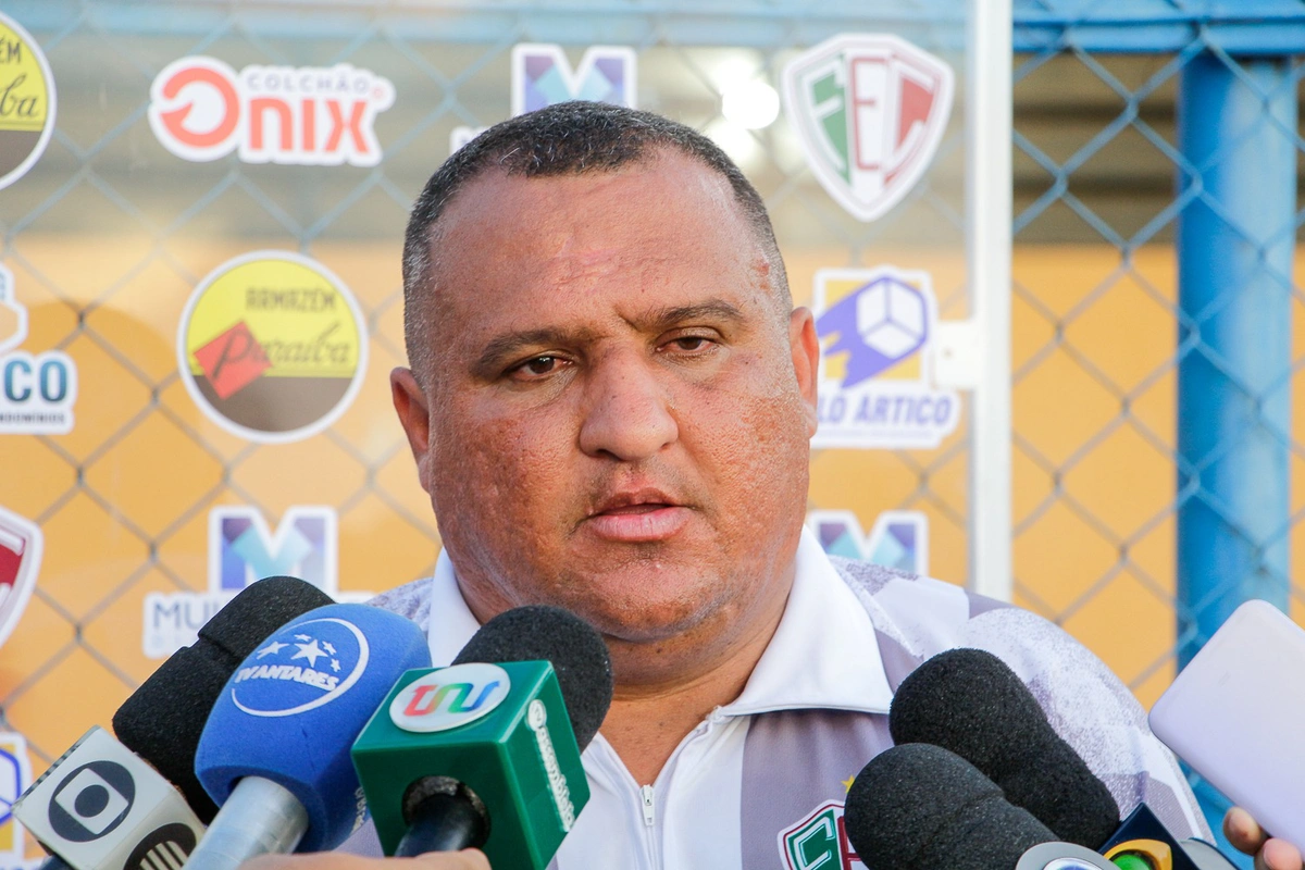 Higor César, técnico do Fluminense-PI