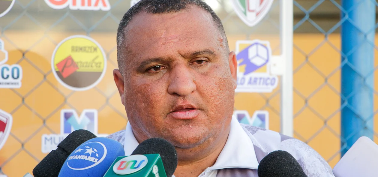 Higor César, técnico do Fluminense-PI
