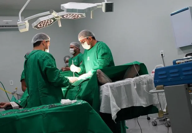 Hospitais estaduais batem recorde de cirurgias com mais de 53 mil procedimentos em 2023