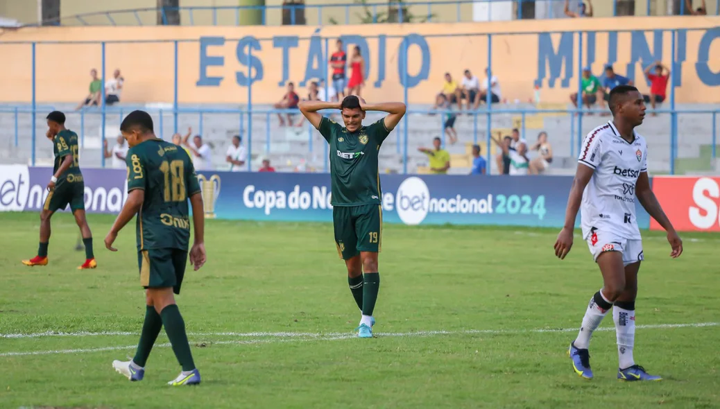 Iago lamenta chance perdida