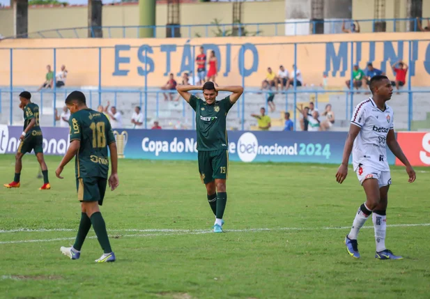Iago lamenta chance perdida