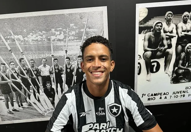 João Vittor assina com Botafogo