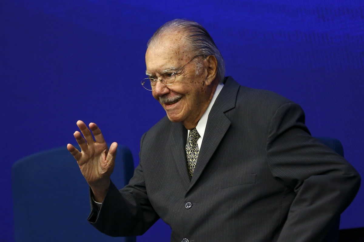 José Sarney