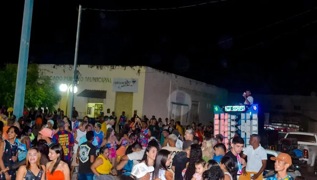 JP Folia reuniu vários foliões