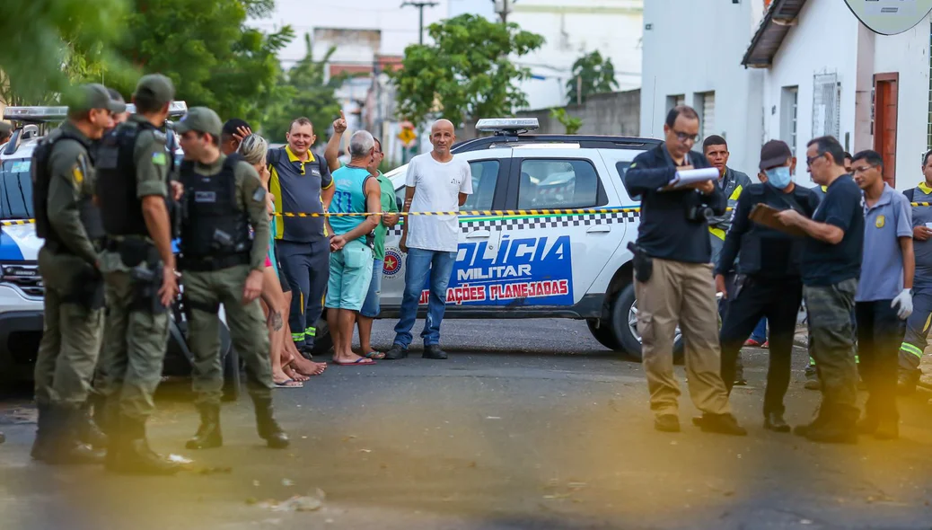 Local foi isolado pela PM para a realização da perícia