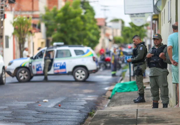 Local onde o assaltante foi morto a tiros no Centro de Teresina