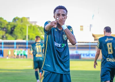 Lucas Manga marcou o segundo gol do Altos