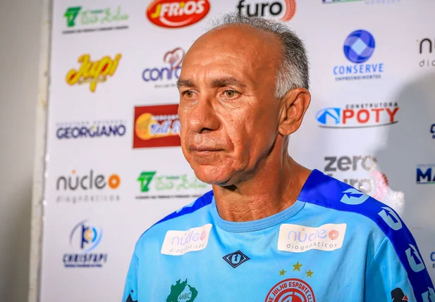 Mirandinha, técnico do 4 de Julho