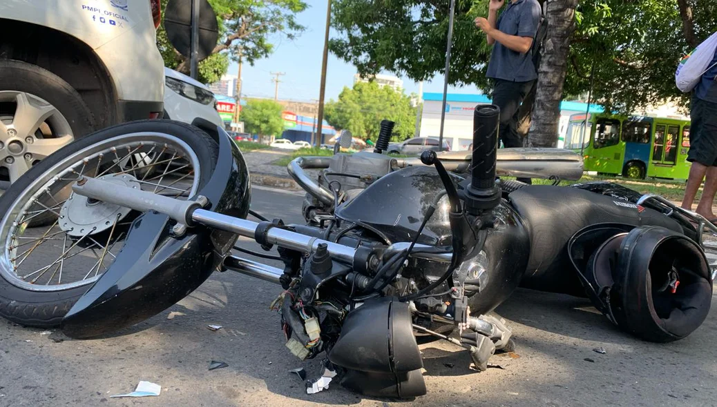 Motocicleta envolvida no atropelamento