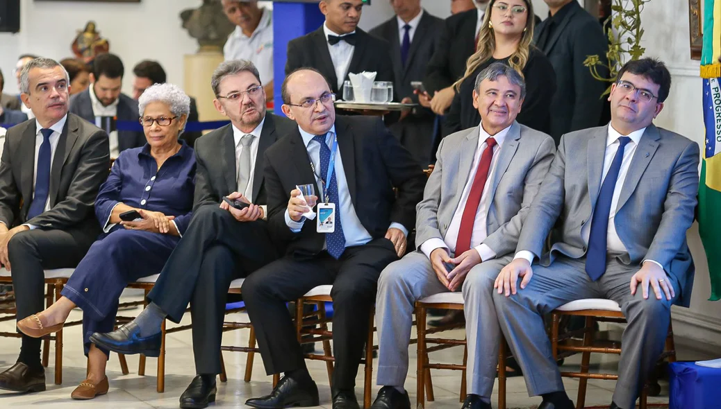 O evento ocorreu no Palácio de Karnak