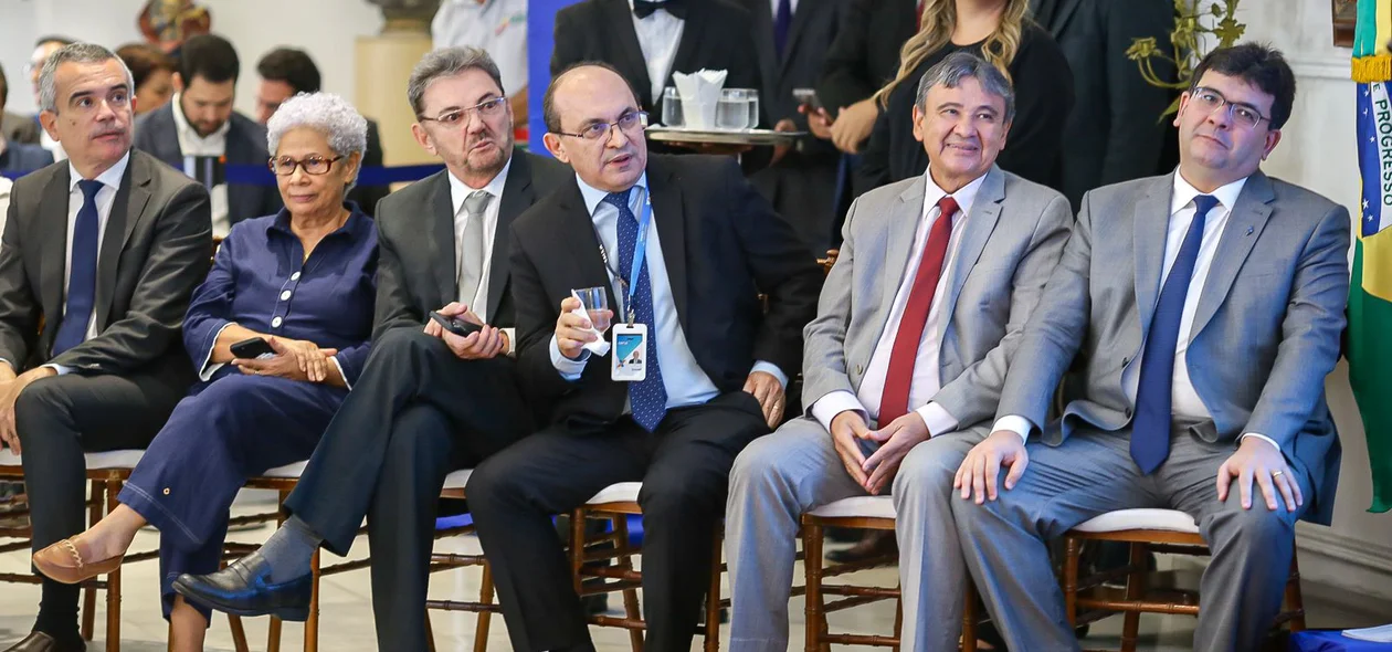 O evento ocorreu no Palácio de Karnak