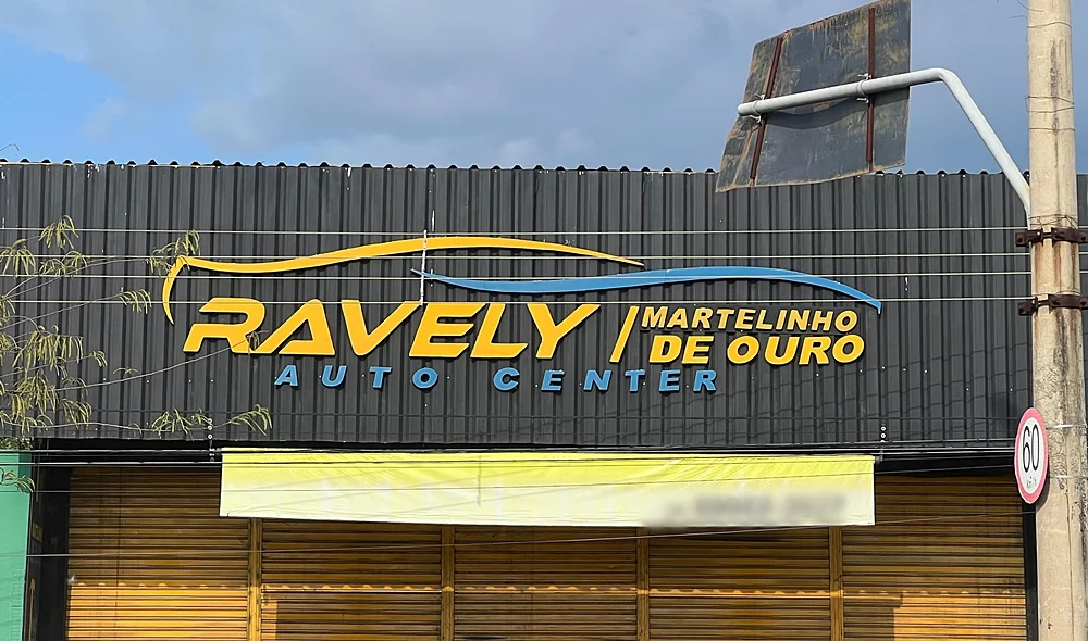 O local de onde o carro saiu desgovernado